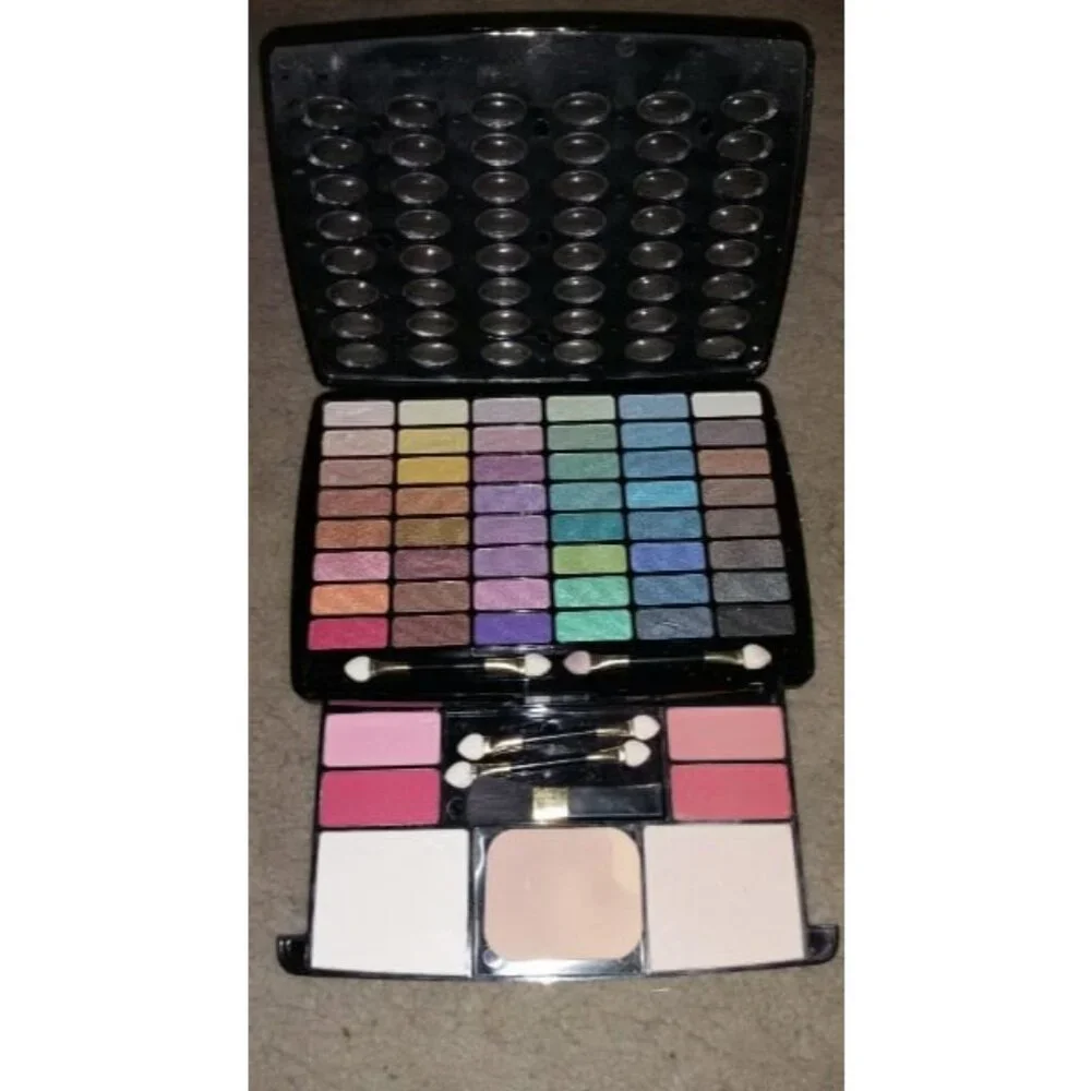 Makeup Set All In One Travel Cosmetics Kit - Picture 2 of 2